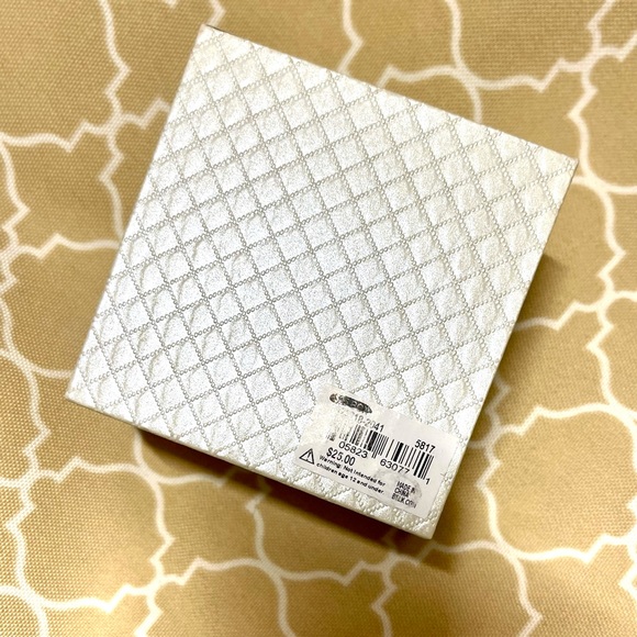 Kim Rogers Bracelet Boxed - Picture 3 of 8